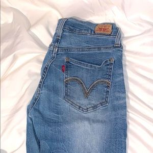 Levi jeans